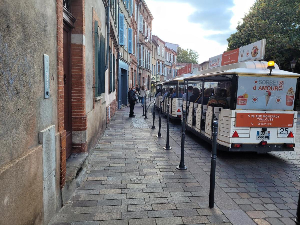 Toulouse - Basilique St-Sernin------- Netflix Exterior foto